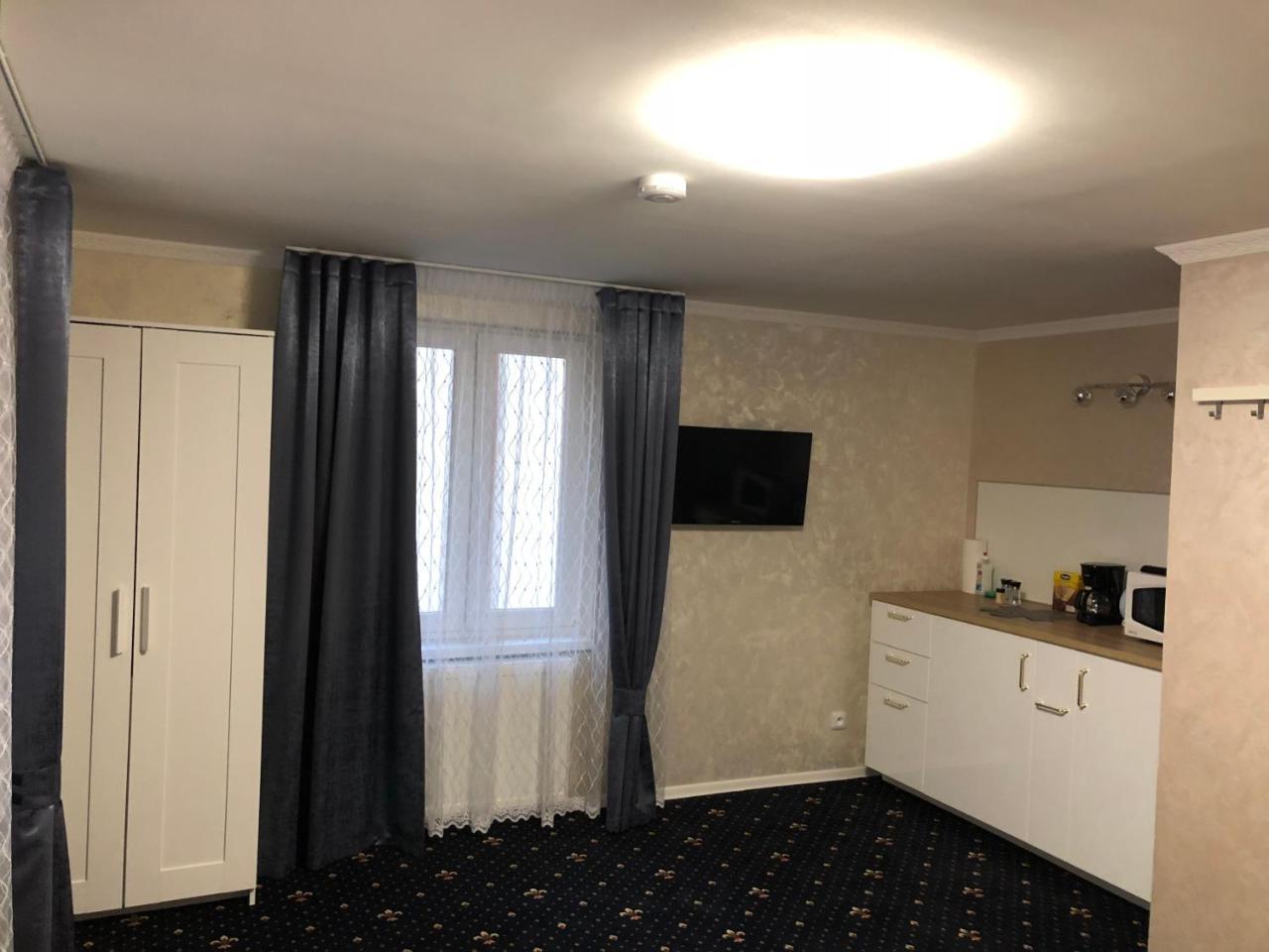 Ioannis Apartment การ์โลวีวารี ภายนอก รูปภาพ