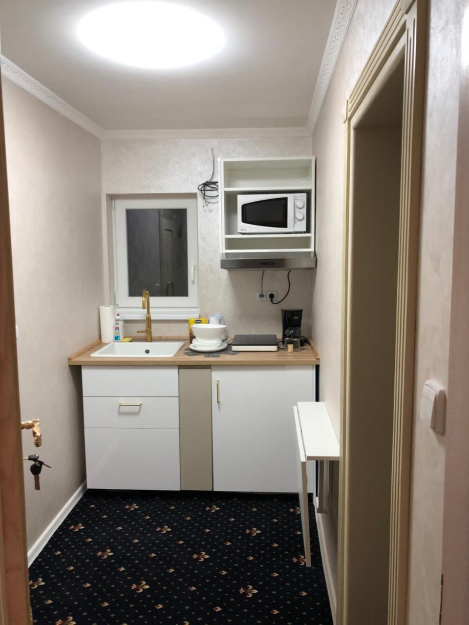Ioannis Apartment การ์โลวีวารี ภายนอก รูปภาพ