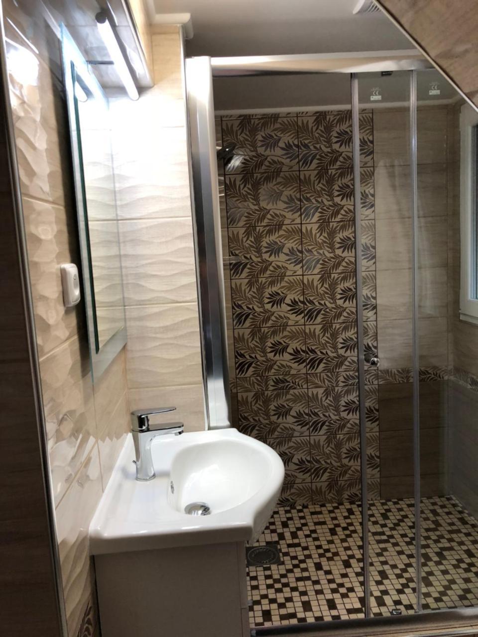 Ioannis Apartment การ์โลวีวารี ภายนอก รูปภาพ