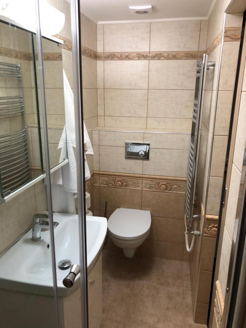 Ioannis Apartment การ์โลวีวารี ภายนอก รูปภาพ